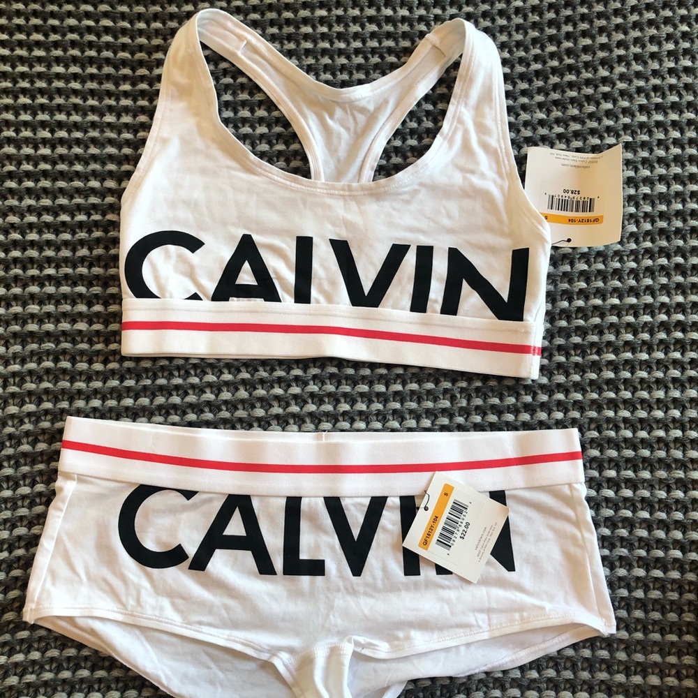 Calvin Klein Bra & Boy Short Set